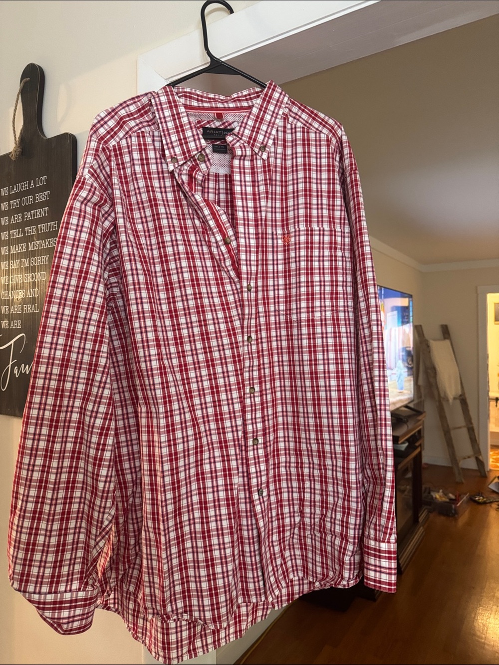 Ariat Men’s Red and White Plaid Button-Down Shirt